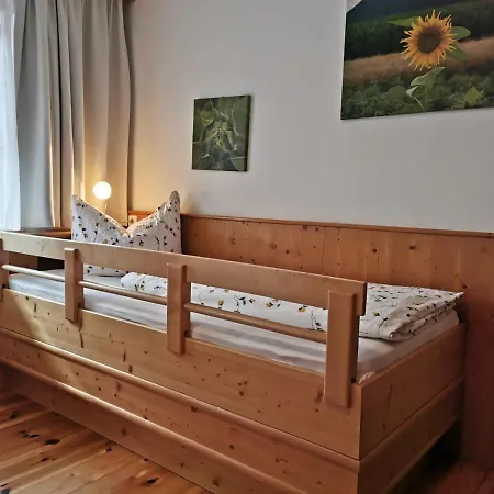 Apartment Zauscherhof *
